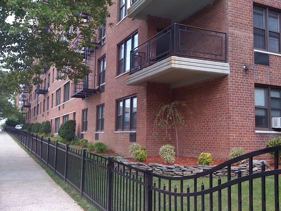 1st image of 145 Lincoln Ave APT 6K