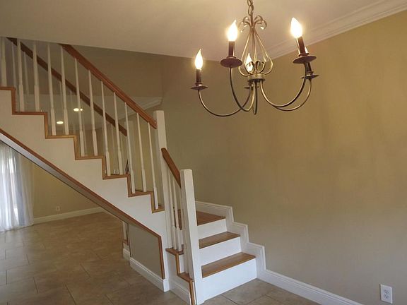 5th image of 5188 Tennis Ln