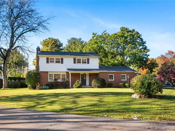 2145 Mark Twain Cir, Bethlehem, PA 18017