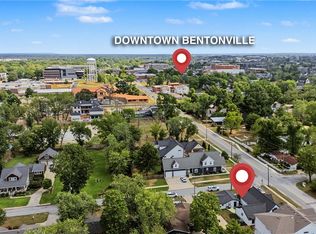 700 NW 2nd St, Bentonville, AR 72712