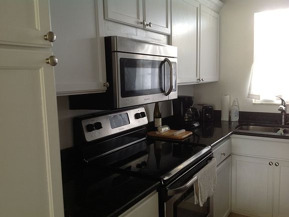 Updated Kitchen, New Cabinet