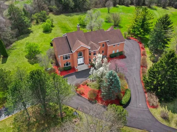 309 Dundee Rd, Barrington, IL 60010