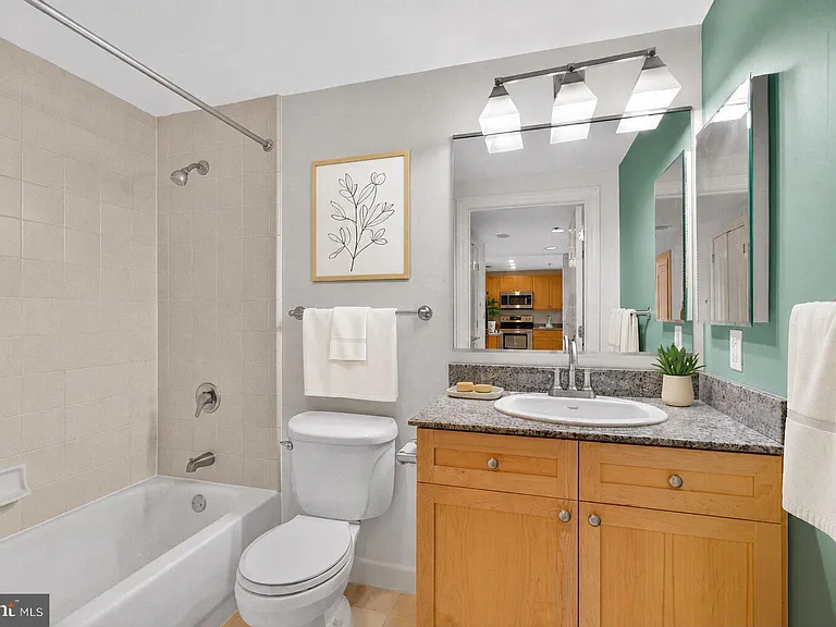 777 7th St NW #924 — Photo 14
