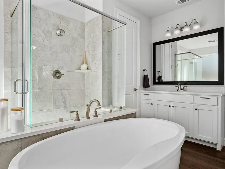 4602 Lorion Dr — Photo 26