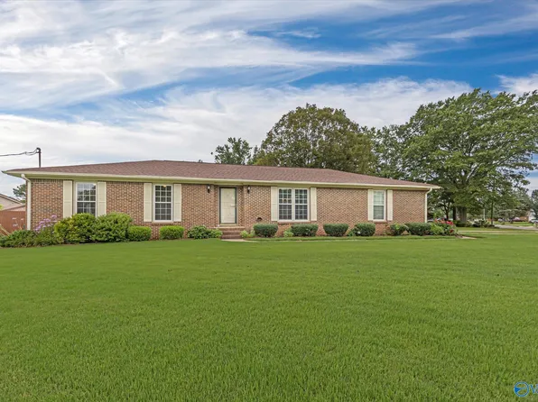 2100 Thames Ave SW, Huntsville, AL 35803