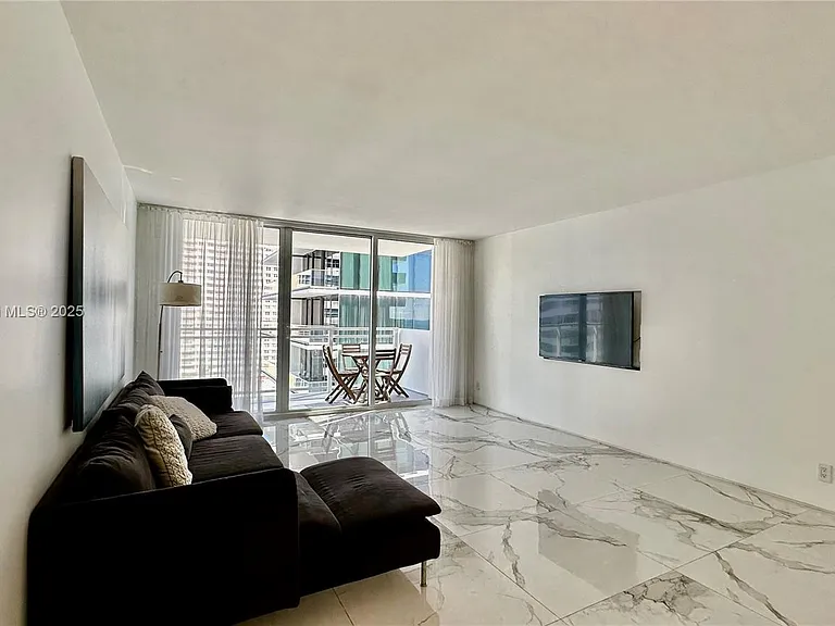 2030 S Ocean Dr #1022 — Photo 4