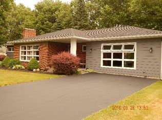 5105 W Shorewood Dr, Dunkirk, NY 14048