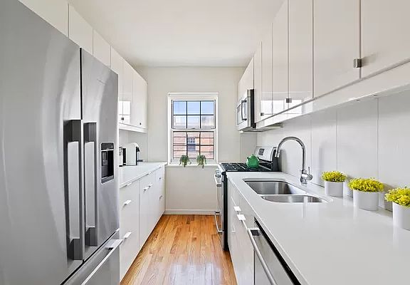 5th image of 35-24 78th St APT A54