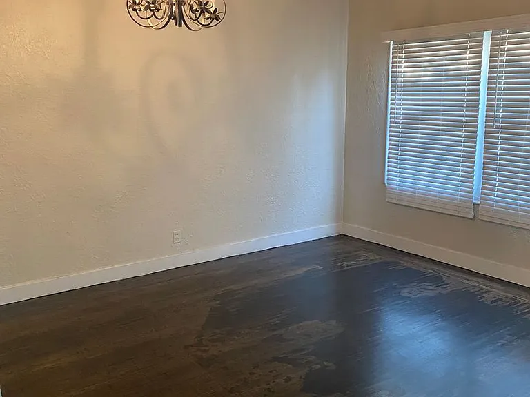 1215 Illinois St — Photo 56