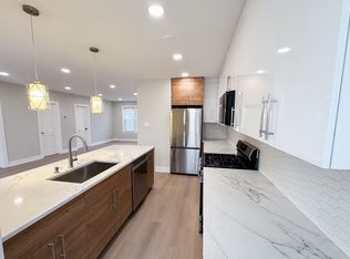 5120 N Laramie Ave #1, Chicago, IL 60630