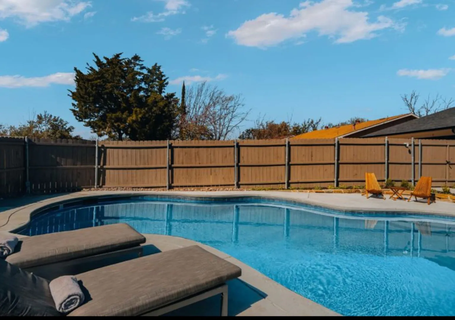 Recently Renovated Oasis with Private Pool — Photo 2