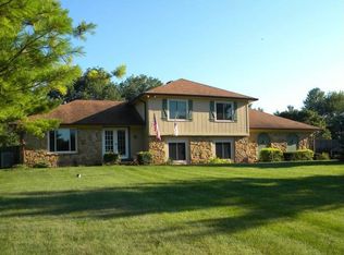 7473 W Ivy Ln, New Palestine, IN 46163