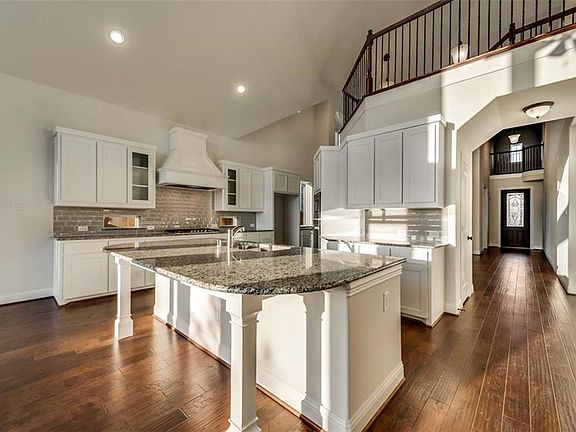 3rd image of 1313 Mary Horn Ln