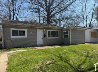 10328 Earl Dr, Saint Louis, MO