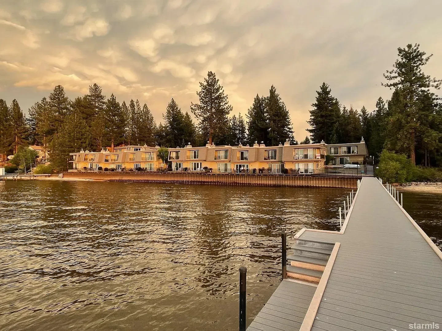 Chateau Du Lac condo available with Lakefront views and communty pool! A must see! Avail. for lon... — Photo 1