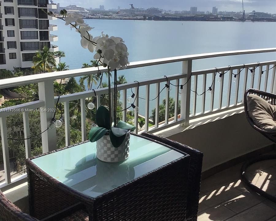 1st image of 770 Claughton Island Dr APT 1007