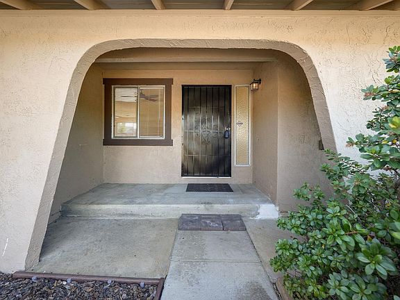 5th image of 2132 Trinidad Place