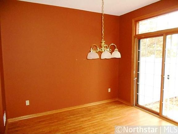 3rd image of 2566 Mallard Dr