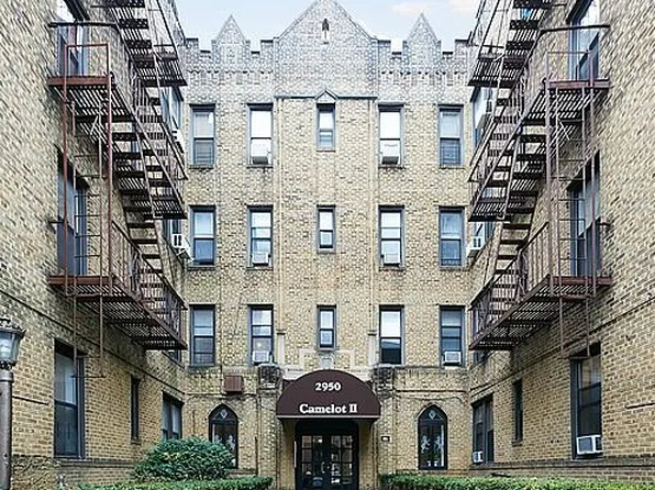 2950 Ocean Avenue image 1 of 9