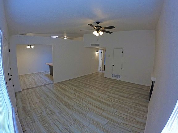 5th image of 2719 Fairway Dr