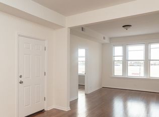3935 W Fullerton Ave #14627011, Chicago, IL 60647