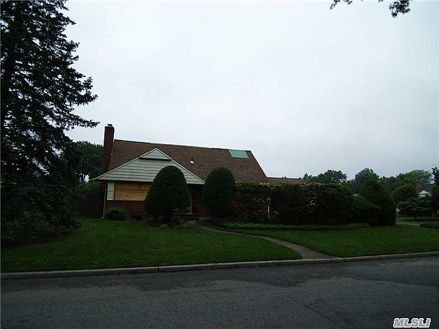 1st image of 21 Jerry Ln