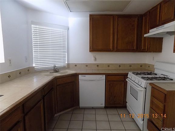4th image of 571 Wildwood Ln