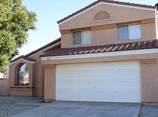 1718 Apricot Dr, Palmdale, CA 93550