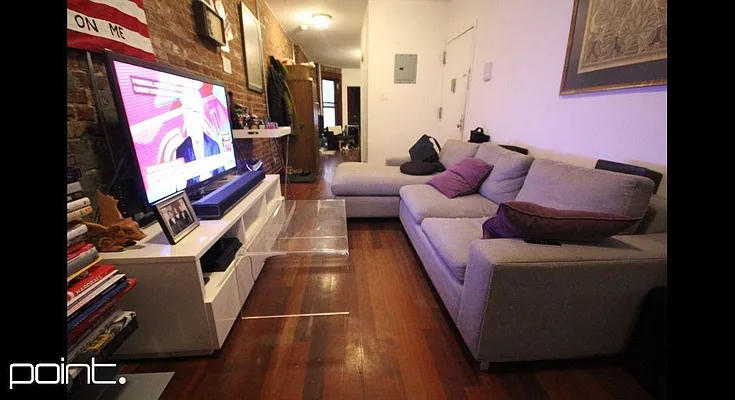 Rented by Point NYC | media 9