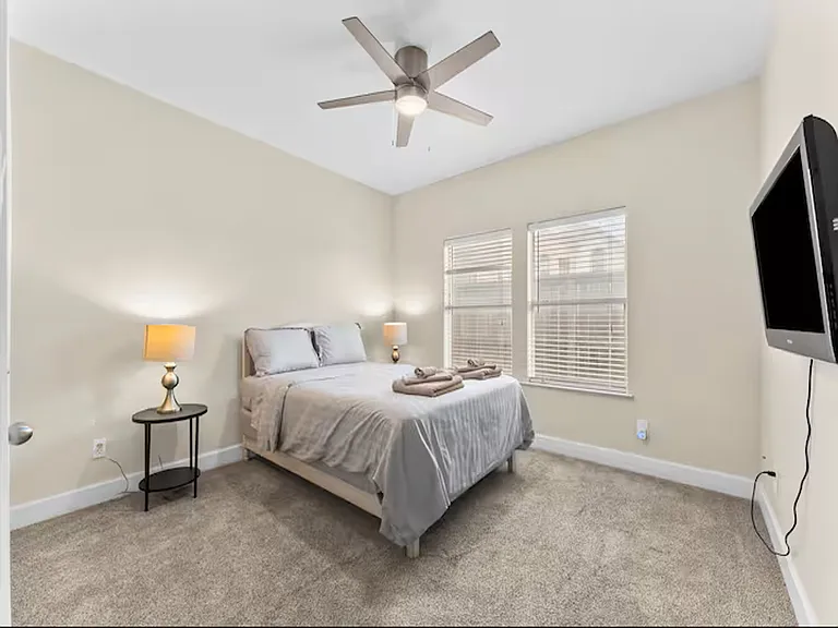 3045 Clinton Dr — Photo 32