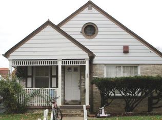 4230 N 17th St, Milwaukee, WI 53209