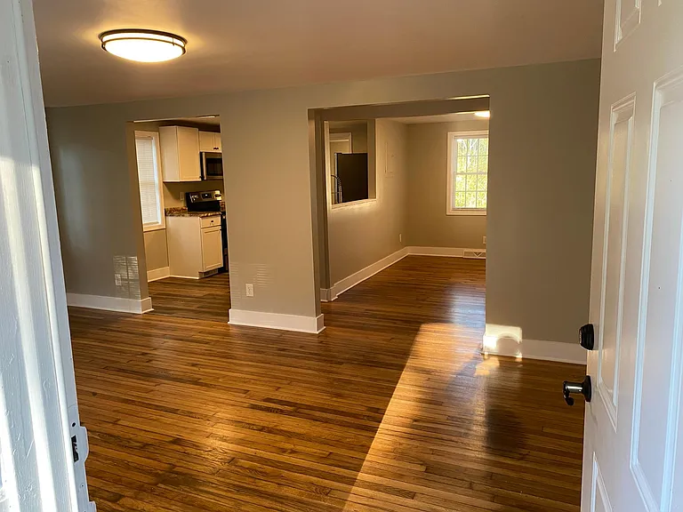 246 Johnson St #B — Photo 9