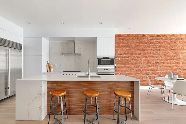 Sold by Compass | media 4