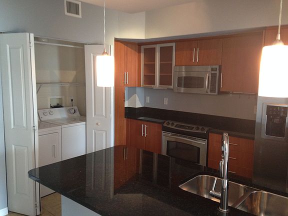 4th image of 600 S Dixie Hwy APT 827