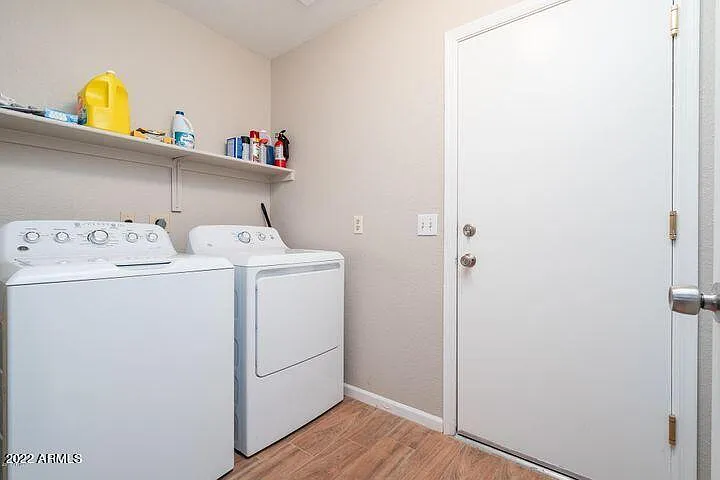 8826 W Diana Ave — Photo 18