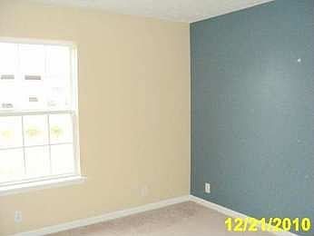 2nd image of 515 Dorchester Dr