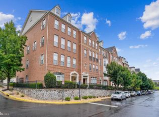 15208 Lancashire Dr, Woodbridge, VA 22191