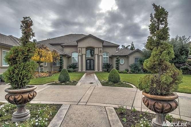 1st image of 5458 Black Oak Dr