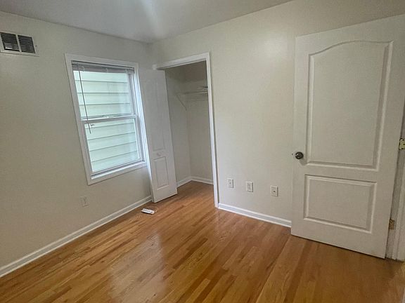 2nd image of 84 Lake St #2