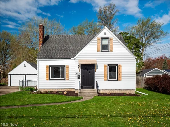 450 N Main St, Amherst, OH 44001