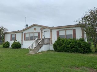 12490 Wildflower Ln, Justin, TX 76247