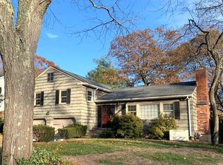 41 Mianus View Ter, Cos Cob, CT 06807