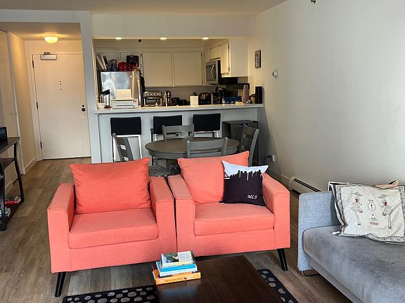 5th image of 900 Bush St APT 602