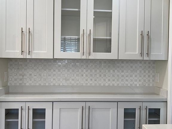 4th image of 1020 N Lamer St