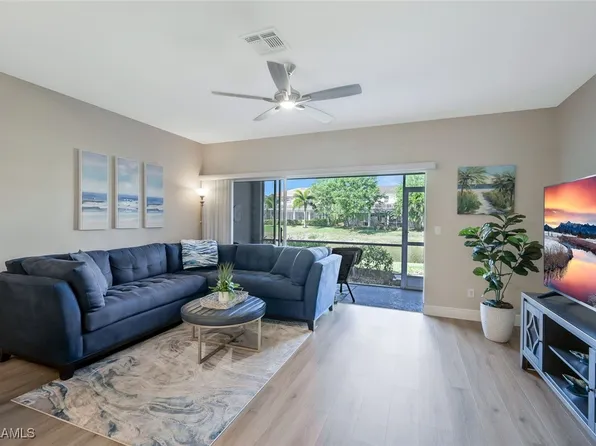 1330 Weeping Willow Ct, Cape Coral, FL 33909