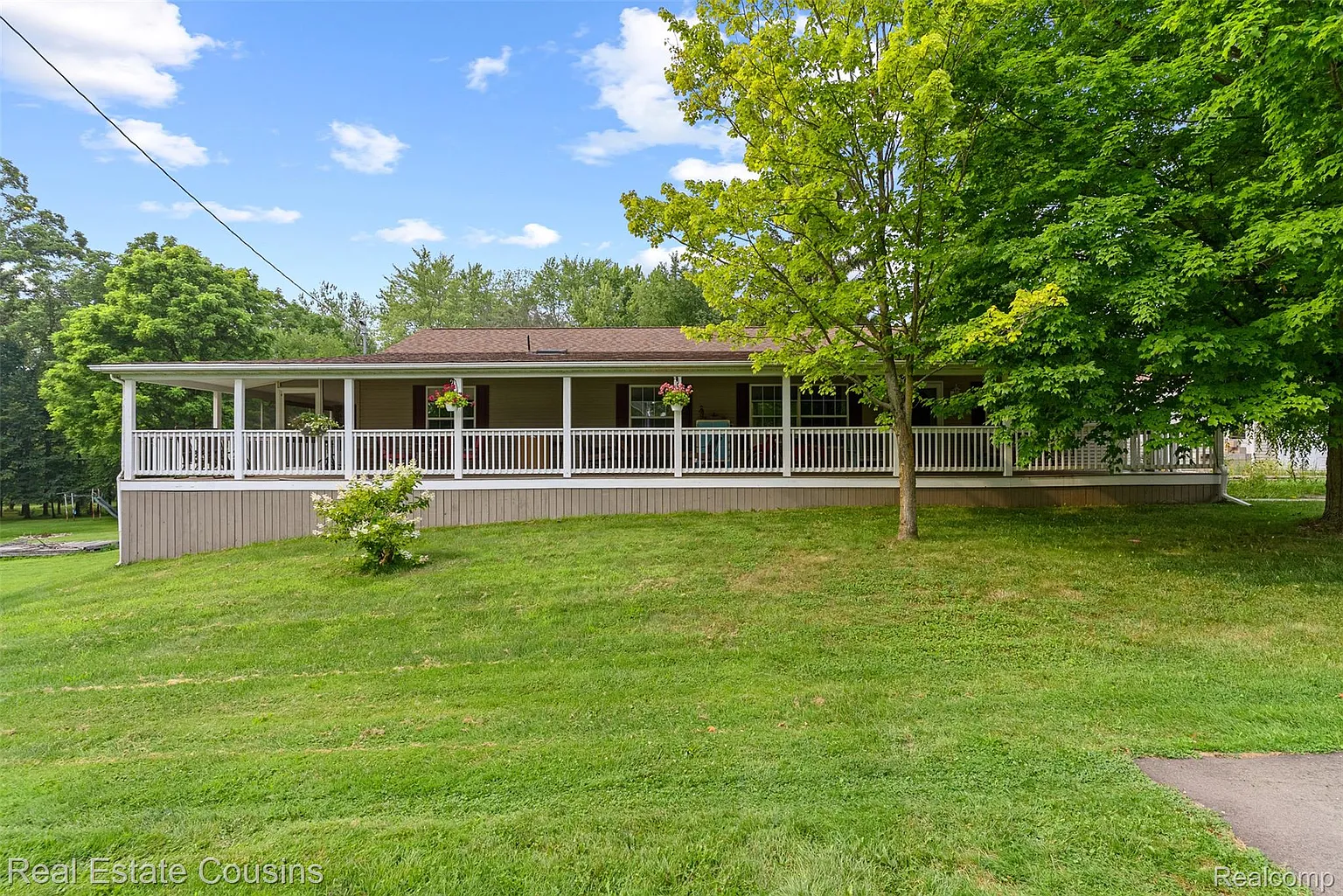 110 Washington St photo 1
