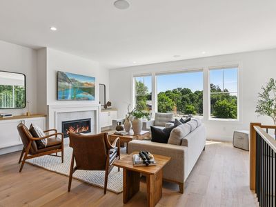 5625 Buffington Ln, Shorewood, MN, 55331