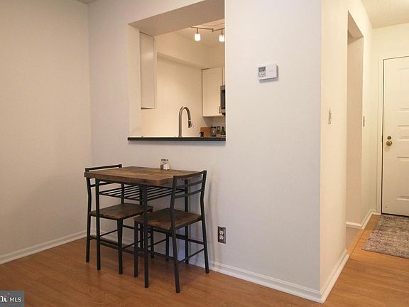 4th image of 2100 Langston Blvd APT 540