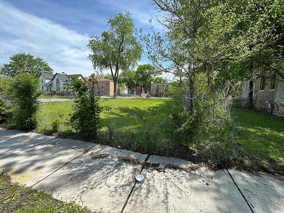 2nd image of 6401 S Vernon Ave