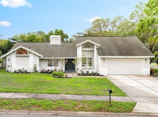 1615 Cinnamon Ln, Dunedin, FL 34698